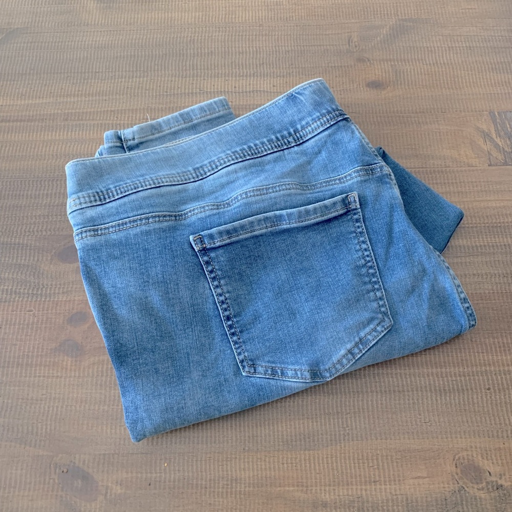 Torrid plus size lean jean size 3s